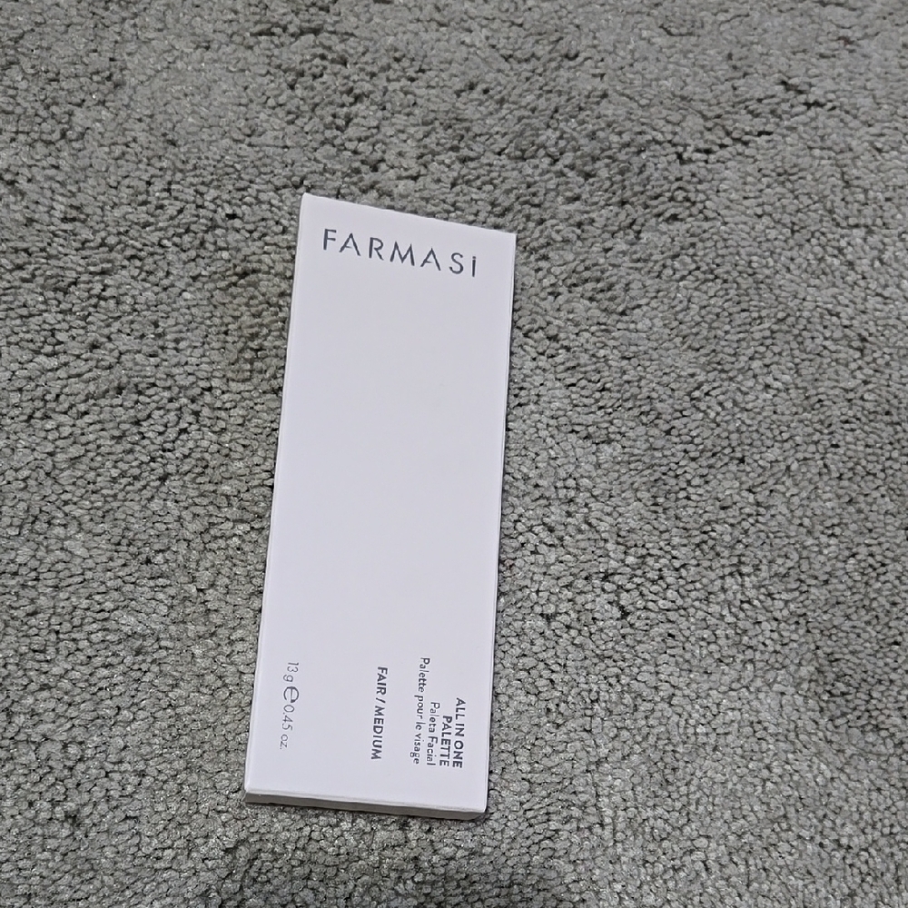 Farmasi All-in-One Face Palette